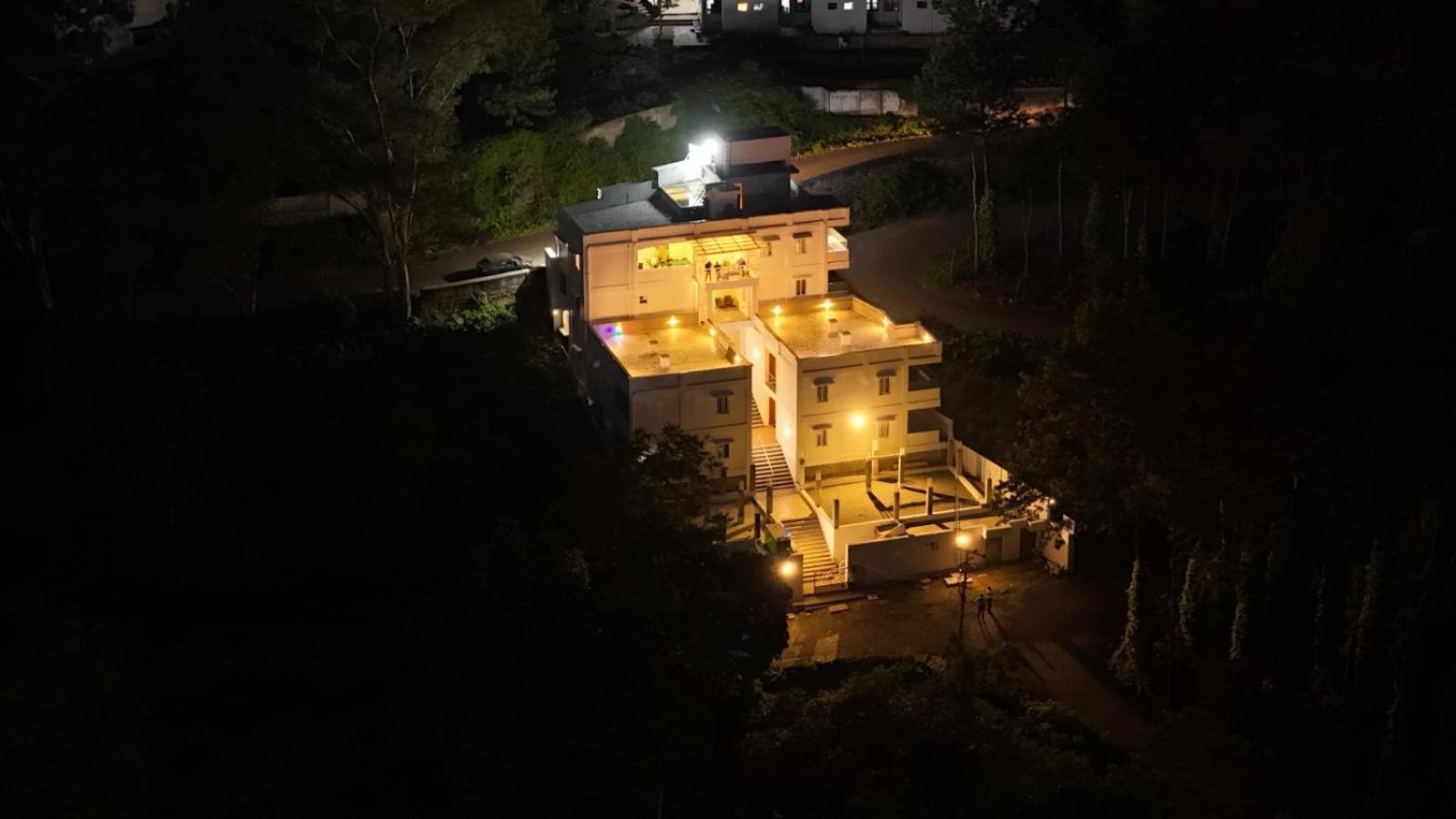 Hotel Peppers Йеркод Экстерьер фото
