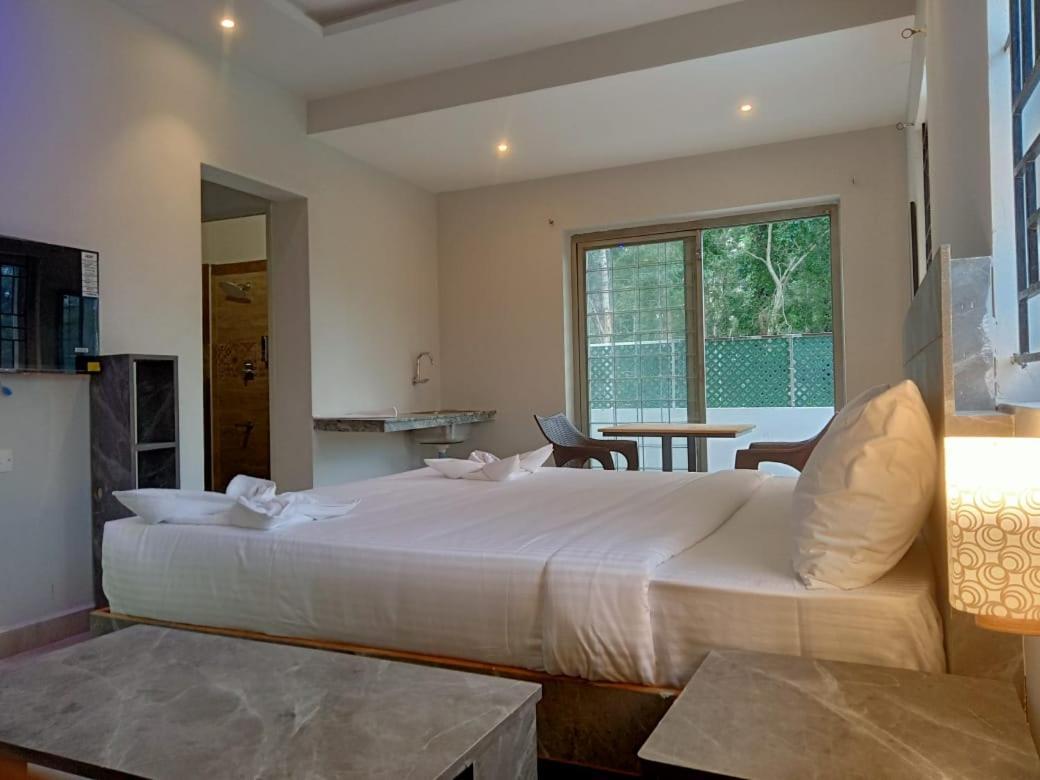 Hotel Peppers Йеркод Экстерьер фото